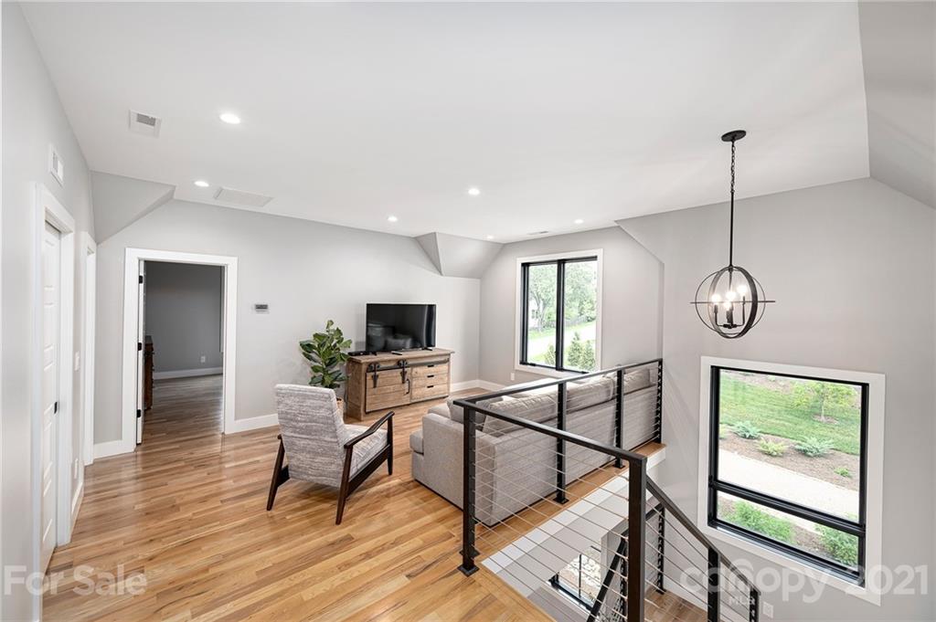 7 Coleman Street Weaverville NC 28787