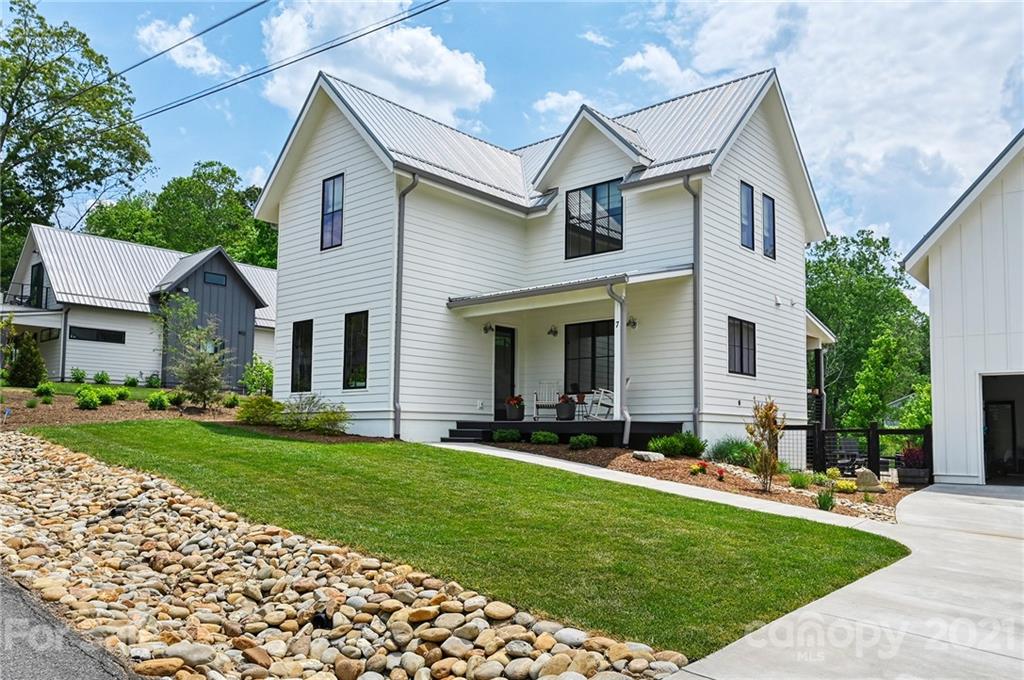 7 Coleman Street Weaverville NC 28787