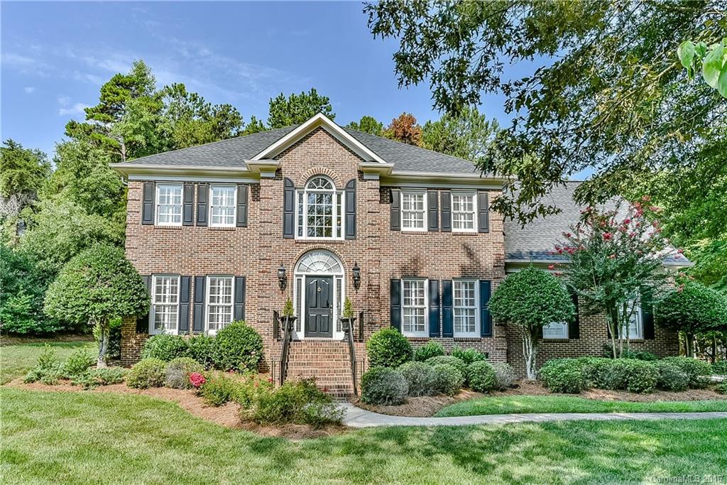 7228 Governors Row Charlotte NC 28277