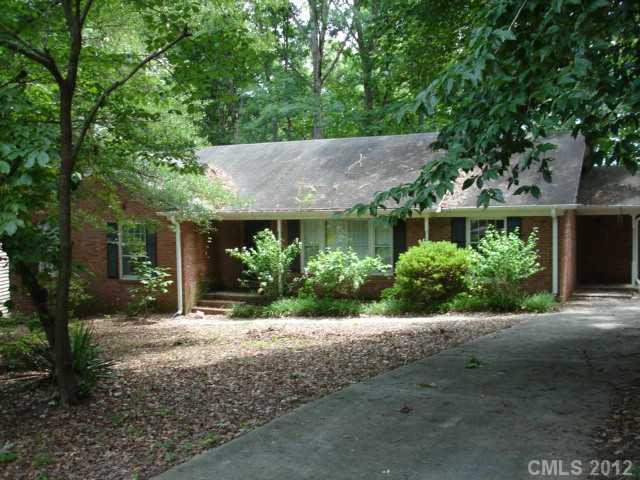 11810 Lansbury Court Charlotte NC 28226