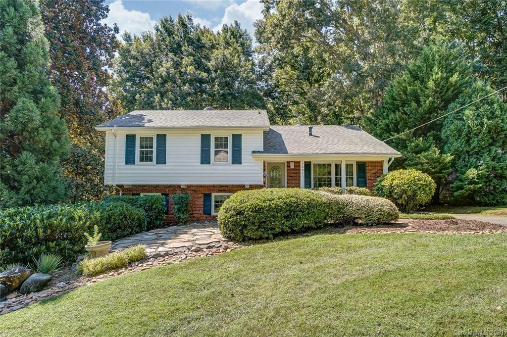 7001 Brynhurst Drive Charlotte NC 28210