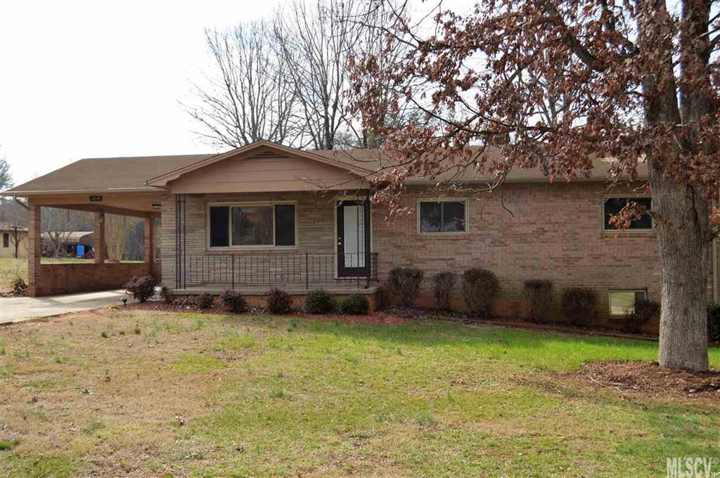 2724 28th Avenue NE Hickory NC 28601