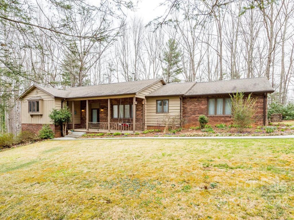 732 Bryson Road Candler NC 28715