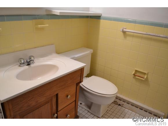 18 Forestdale Drive Asheville NC 28803