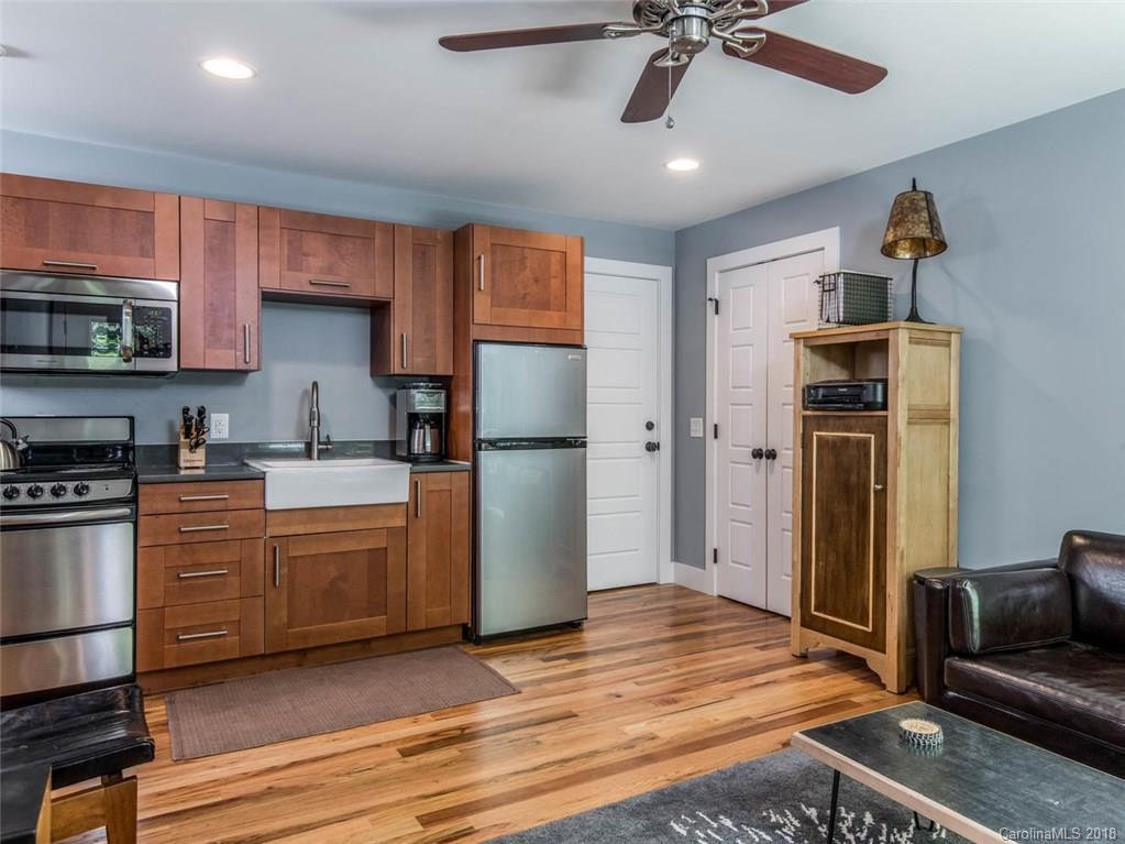 180 Sand Hill Road Asheville NC 28806