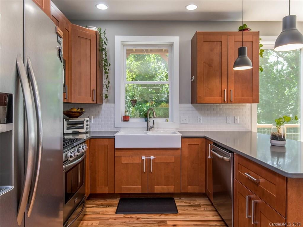 180 Sand Hill Road Asheville NC 28806