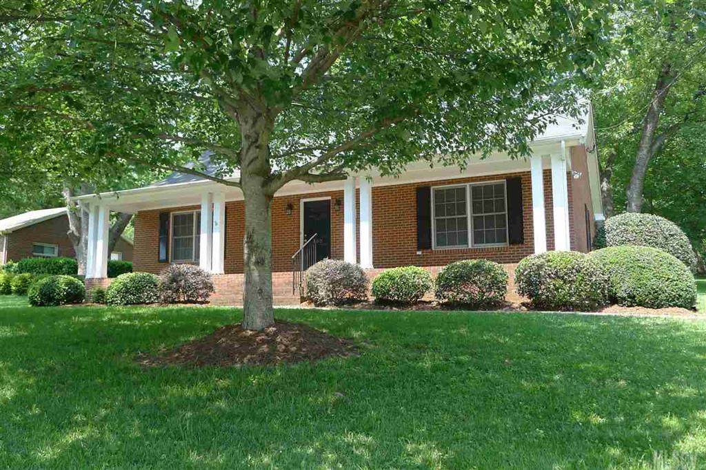 360 S Brady Avenue Newton NC 28658