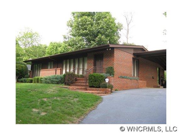 237 Brunswick Drive Waynesville NC 28786
