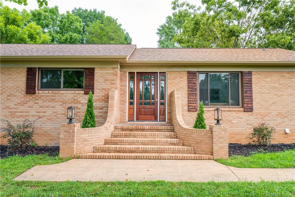 7212 Mcwhirter Road Mint Hill NC 28227