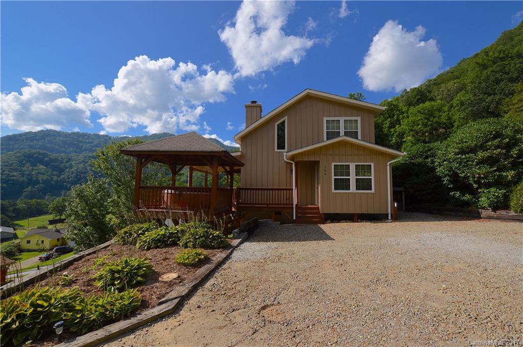 105 Hillside Drive Maggie Valley NC 28751