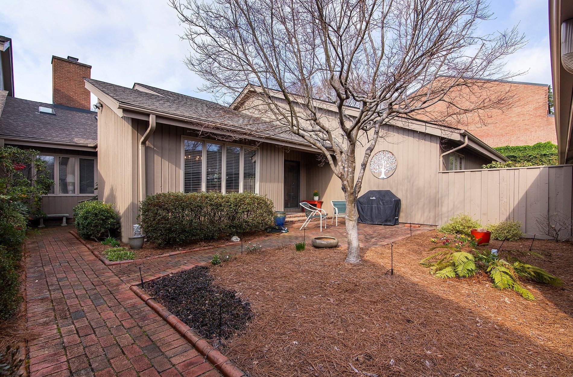 5026 Sunningdale Court Charlotte NC 28226