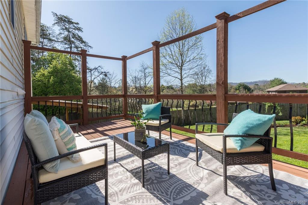 10 Wildwood Lane Weaverville NC 28787