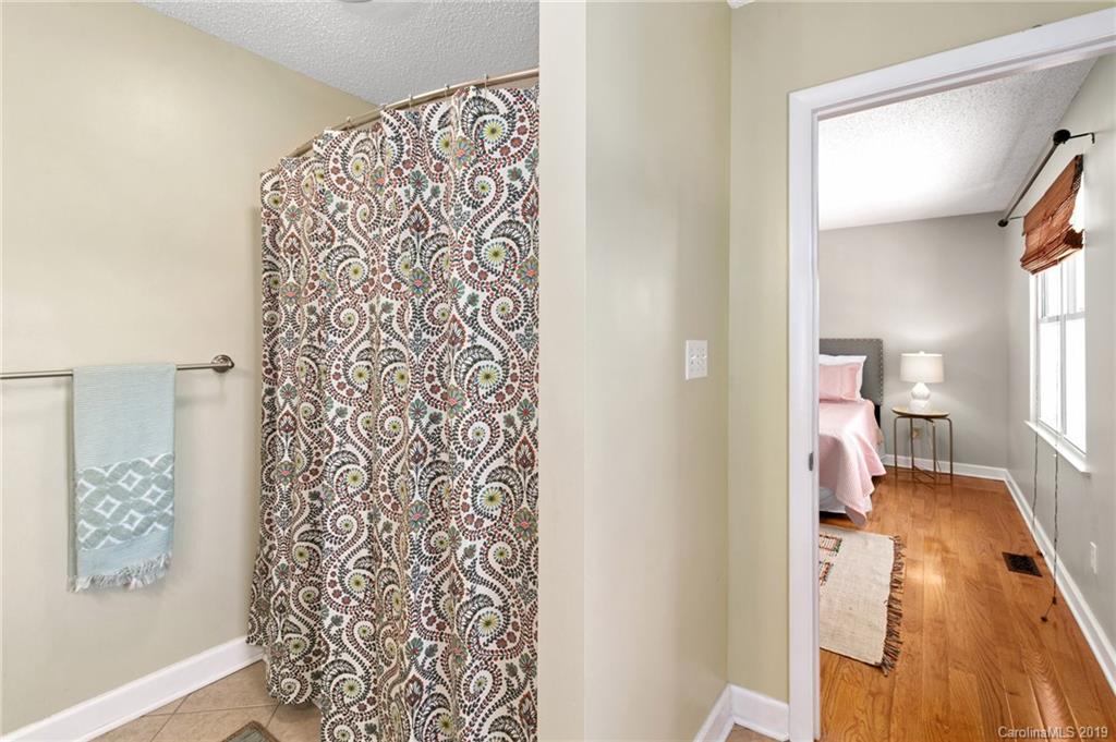 10 Wildwood Lane Weaverville NC 28787