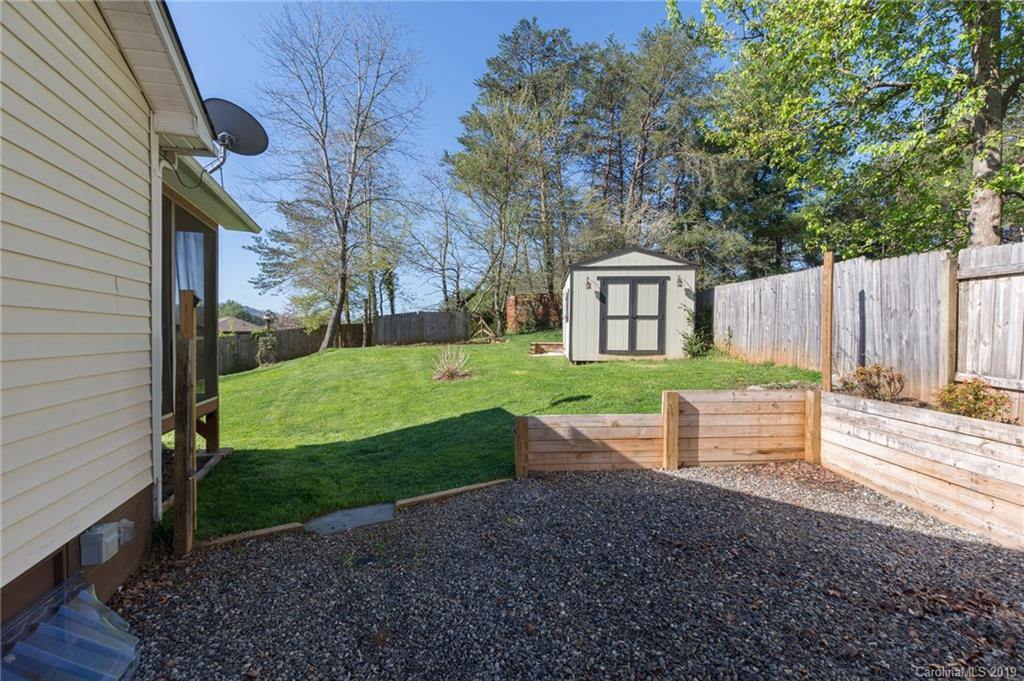 10 Wildwood Lane Weaverville NC 28787