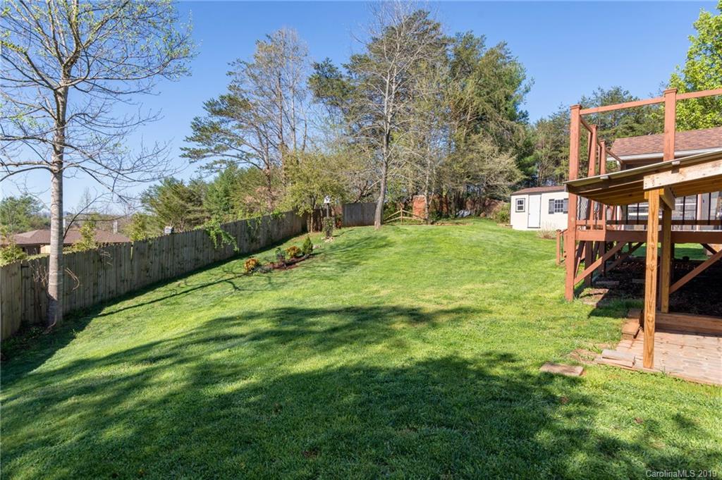 10 Wildwood Lane Weaverville NC 28787