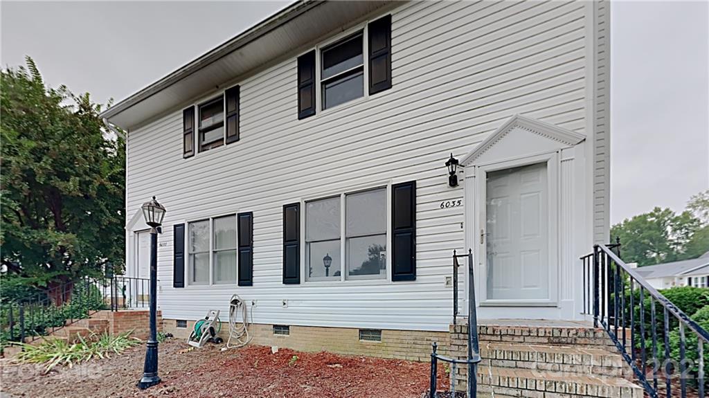 6035 Crape Myrtle Lane Charlotte NC 28216