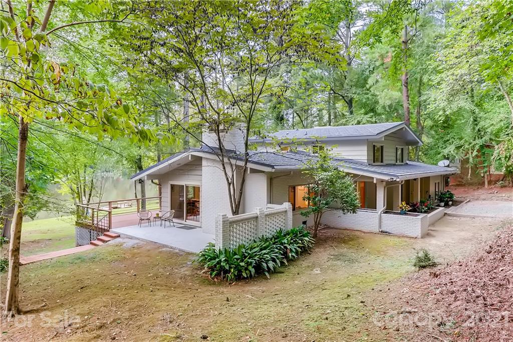 1821 S Lakeshore Drive Chapel Hill NC 27514