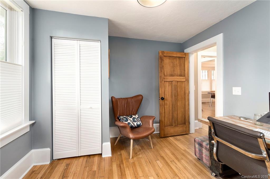 28 Parkman Place Asheville NC 28806