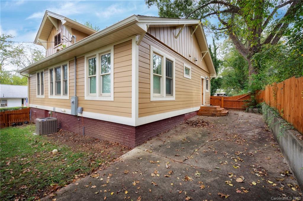 28 Parkman Place Asheville NC 28806