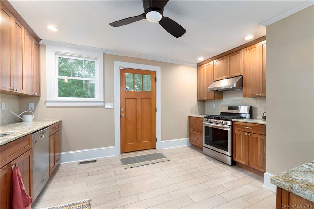 28 Parkman Place Asheville NC 28806