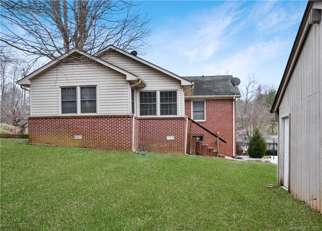 140 Greenwood Drive Marion NC 28752