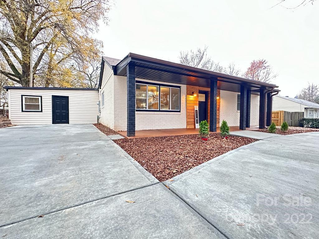 1041 Choyce Avenue Charlotte NC 28217