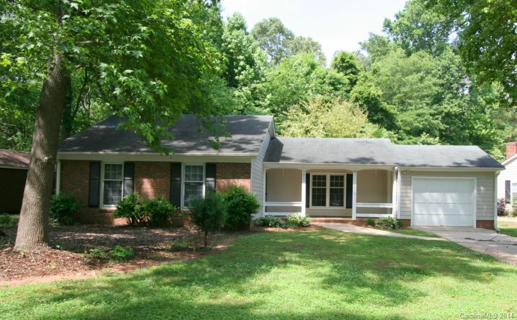 7805 Surreywood Place Charlotte NC 28270