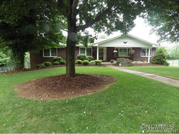 15 Braddock Way Asheville NC 28803