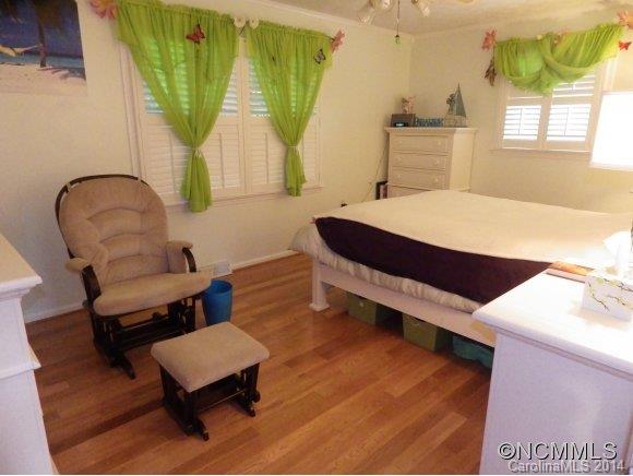 15 Braddock Way Asheville NC 28803