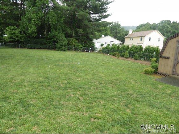 15 Braddock Way Asheville NC 28803