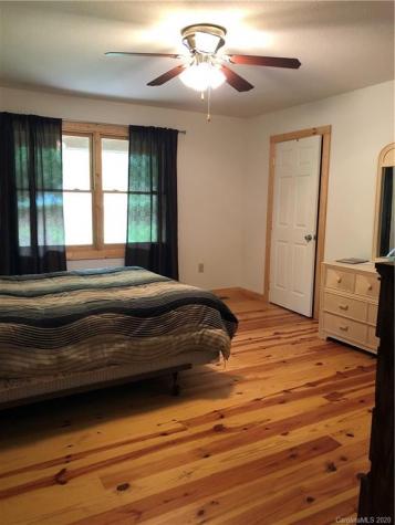 242 Doves Way Lake Lure NC 28746