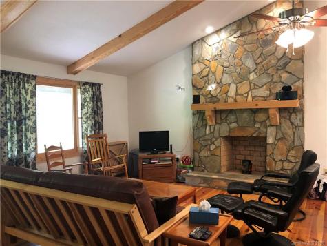 242 Doves Way Lake Lure NC 28746