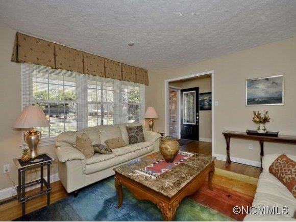 5 Braddock Way Asheville NC 28803