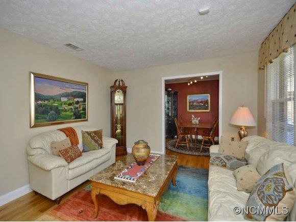 5 Braddock Way Asheville NC 28803