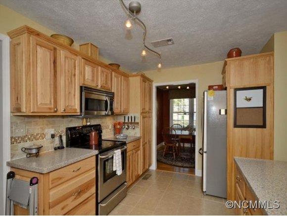 5 Braddock Way Asheville NC 28803