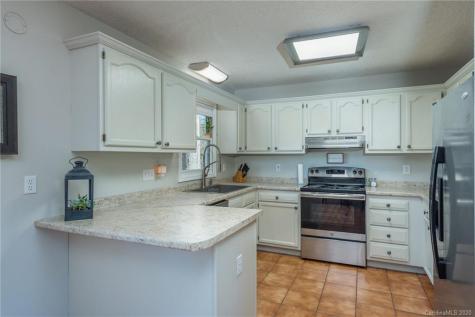 60 Simon Trail Weaverville NC 28787
