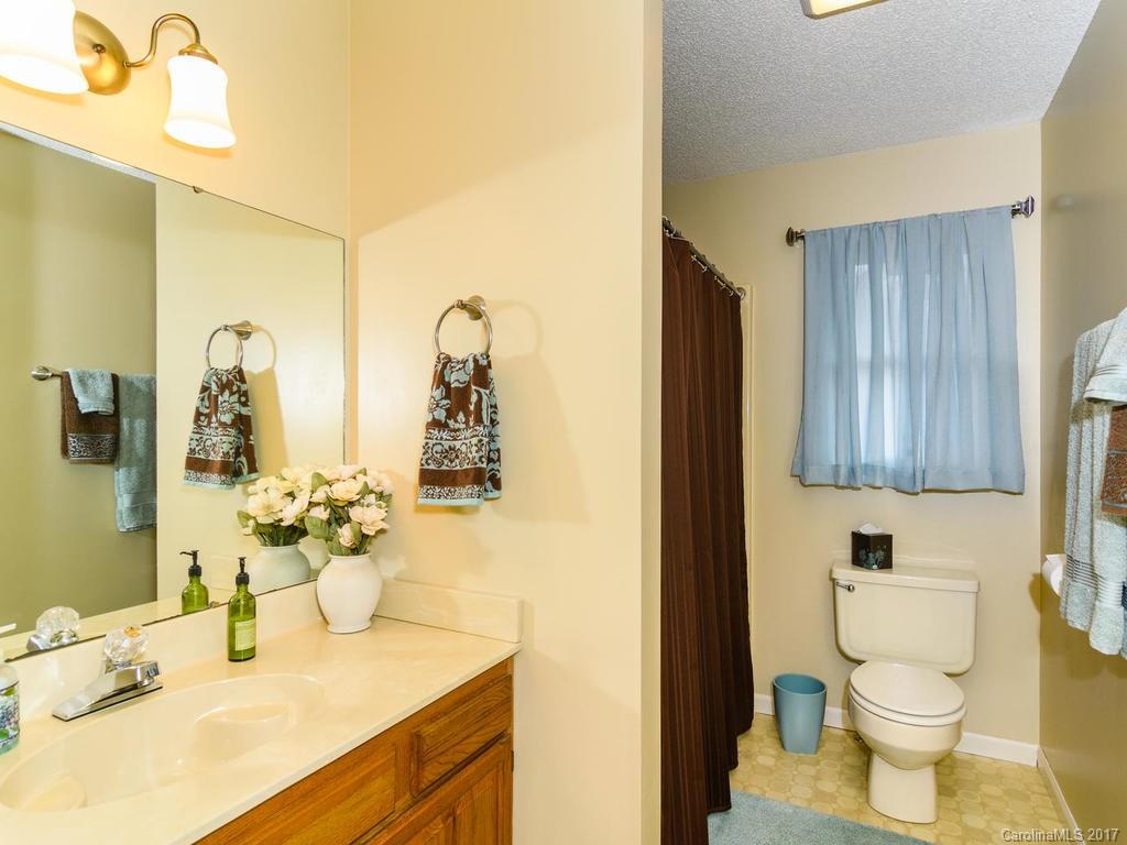 1 Glenwood Circle Arden NC 28704