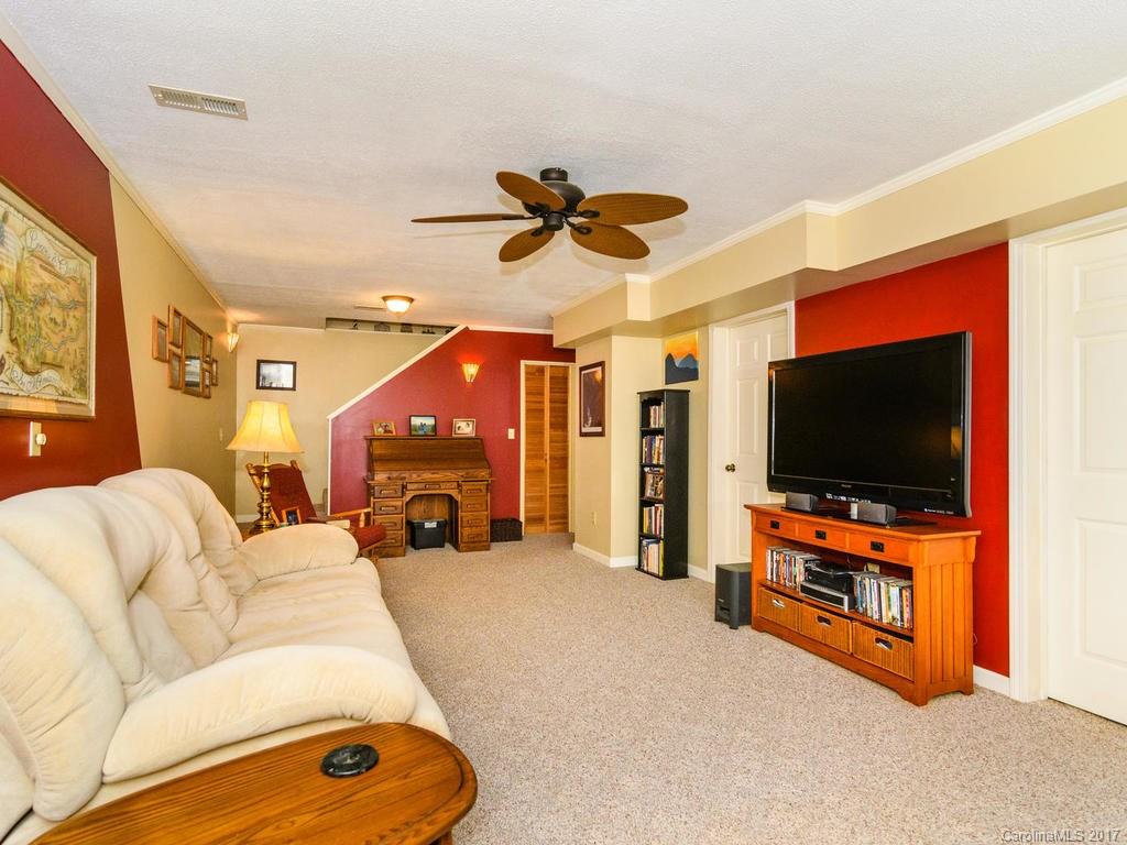 1 Glenwood Circle Arden NC 28704