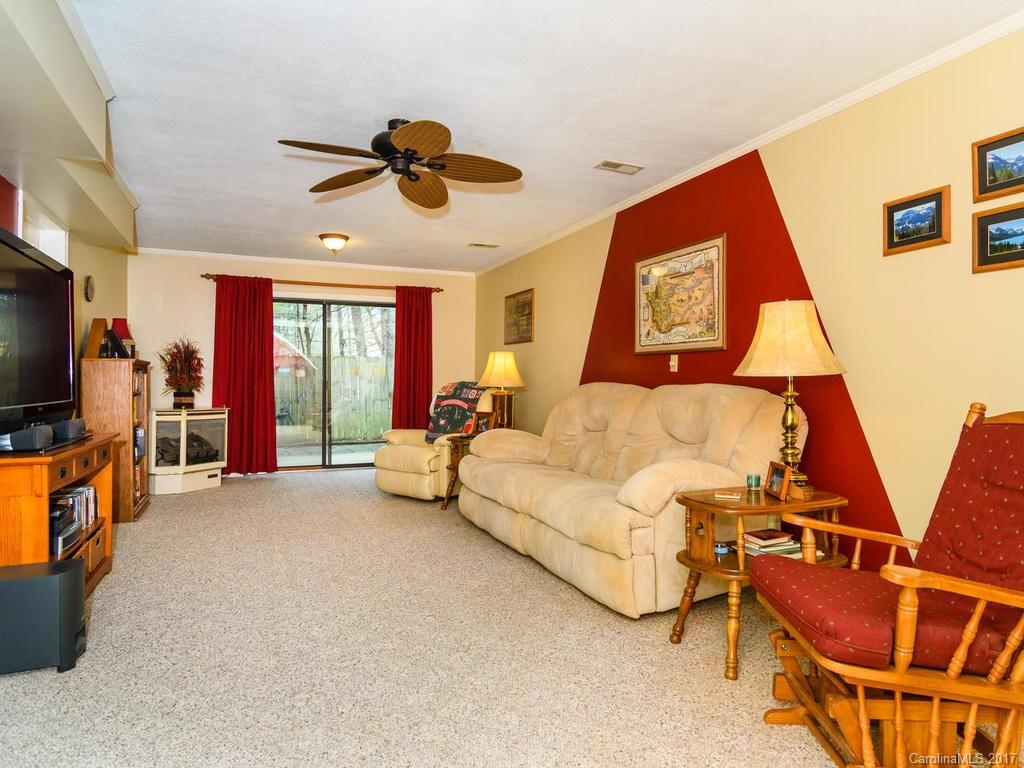 1 Glenwood Circle Arden NC 28704