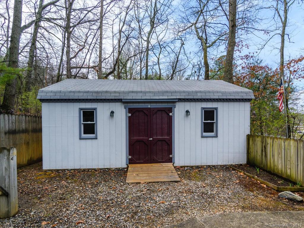 1 Glenwood Circle Arden NC 28704