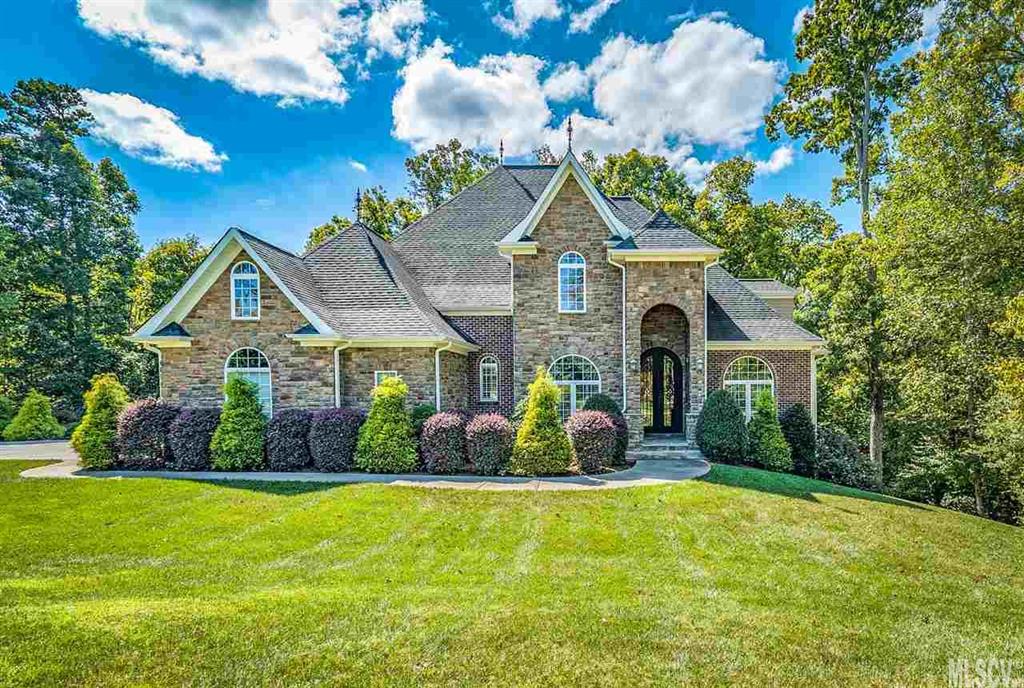 121 42nd Avenue Court NW Hickory NC 28601