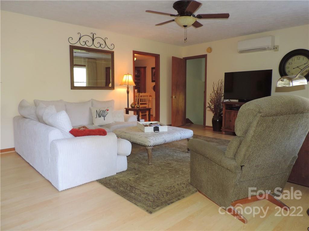 34 Triple Springs Lane Waynesville NC 28786