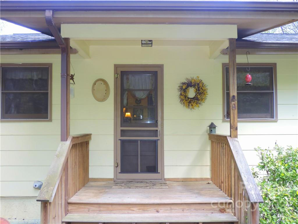34 Triple Springs Lane Waynesville NC 28786