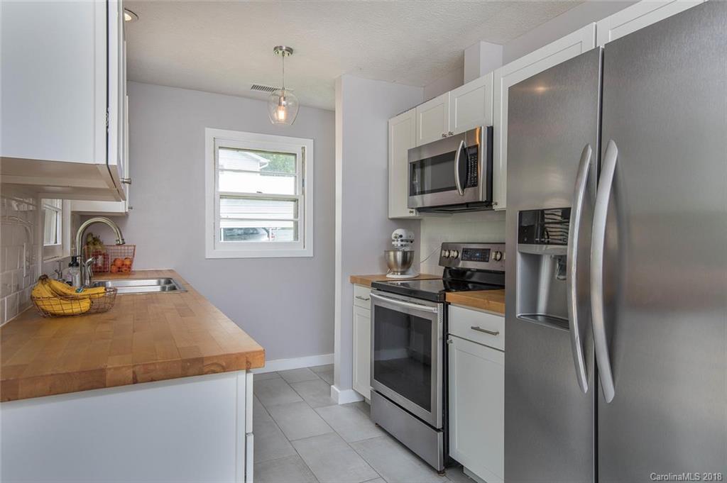 201 Hamburg Mountain Road Weaverville NC 28787