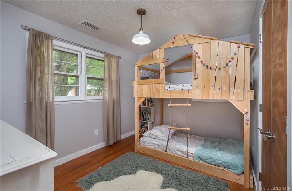 201 Hamburg Mountain Road Weaverville NC 28787