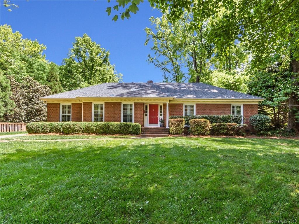 2409 Huntingtowne Farms Lane Charlotte NC 28210