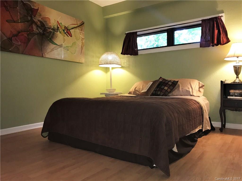 71 Brownwood Avenue Asheville NC 28806