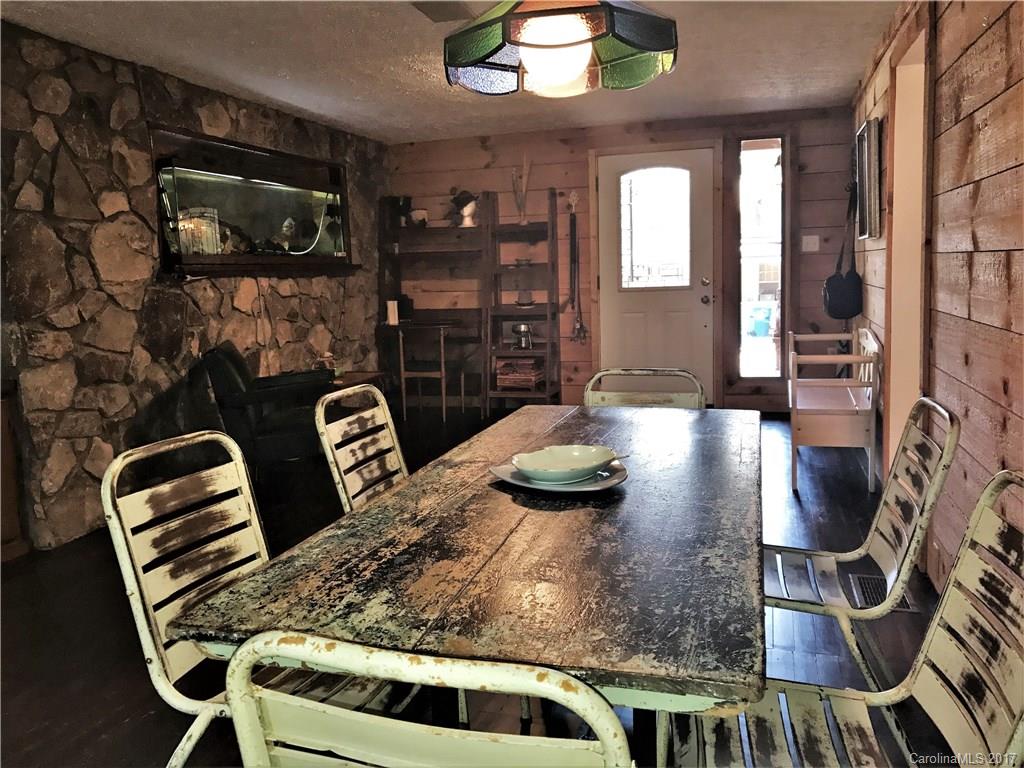 71 Brownwood Avenue Asheville NC 28806