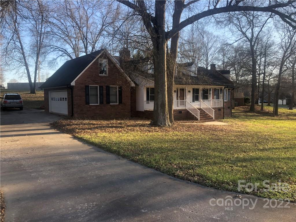 6812 Timberwood Drive Harrisburg NC 28075