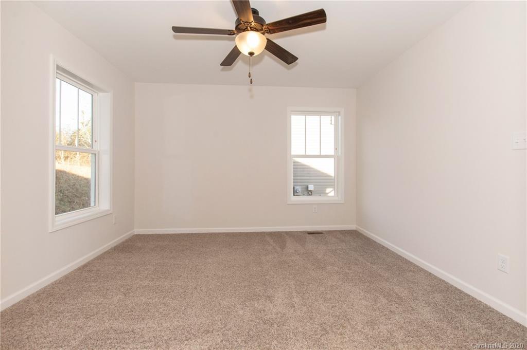 25 Yarrow Meadow Road Weaverville NC 28787